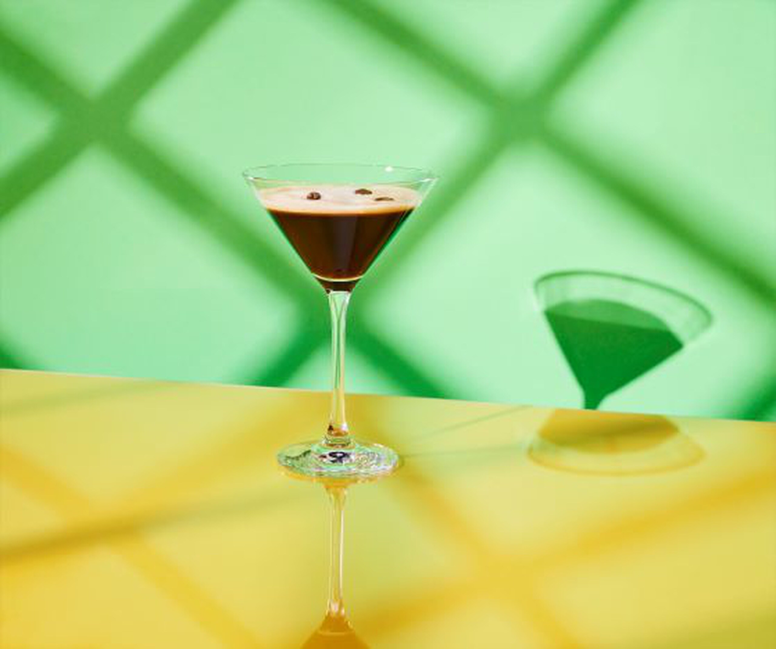 Zo maak je je nachtelijke koffie: Espresso Martini | Gall & Gall
