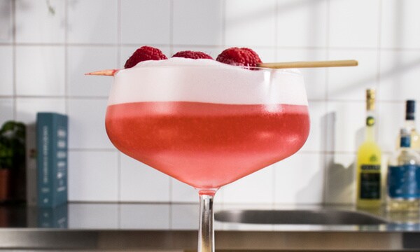 Raspberries Roses mocktail | Gall & Gall